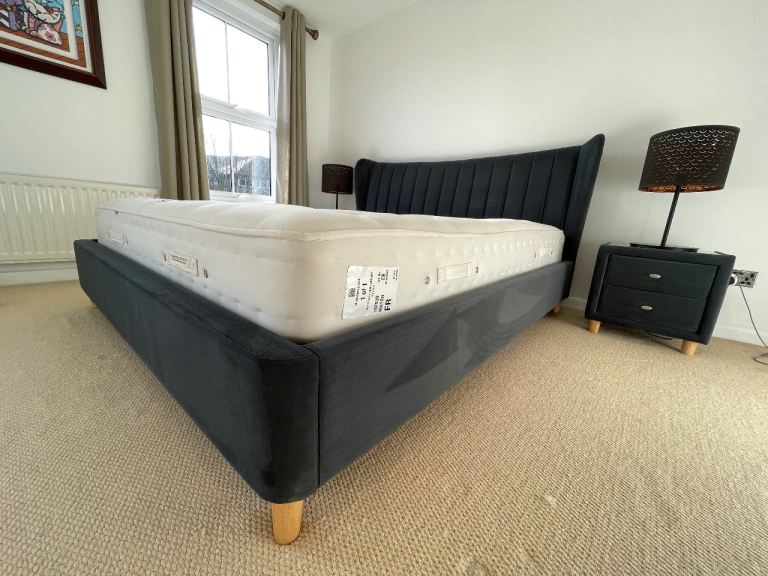 Super king size bed 