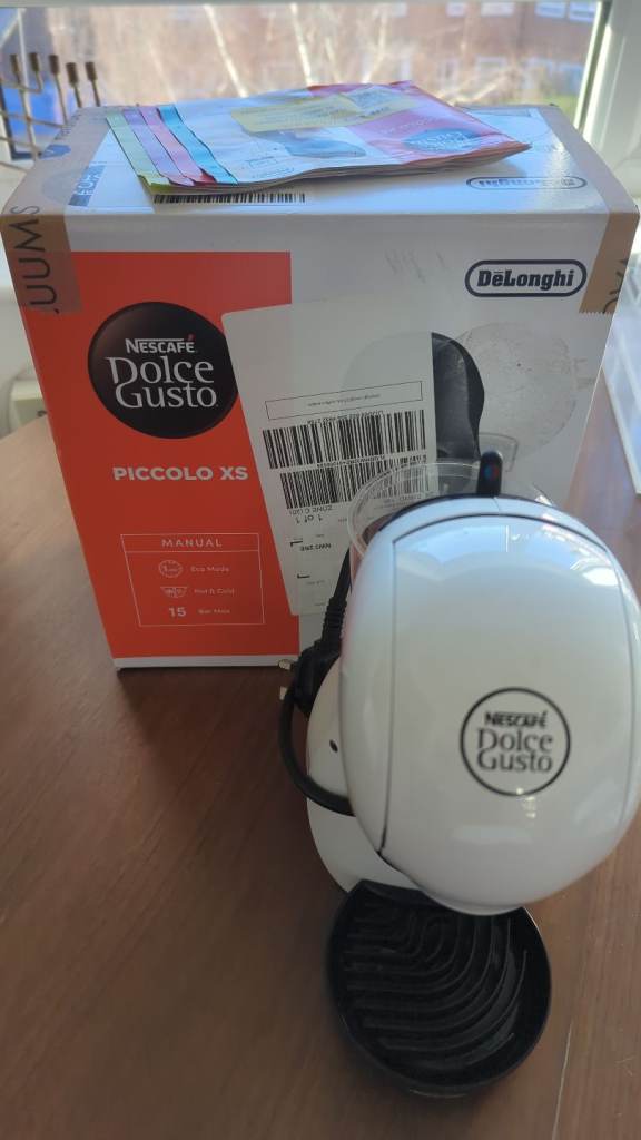 Dolce Gusto coffee machine De'Longhi 