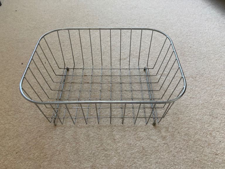 Free Metal Wire Basket