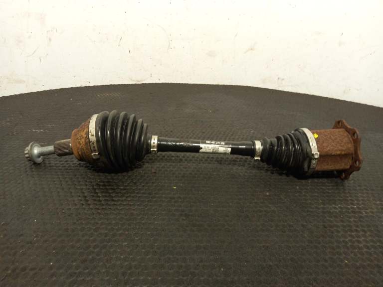 Volkswagen Golf Driveshaft N/S 2020-2025 Petrol 6 Speed Manual Lh 5q04072