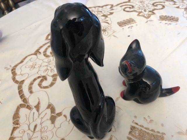 Best buddies Ceramic cat and Dog Ornaments