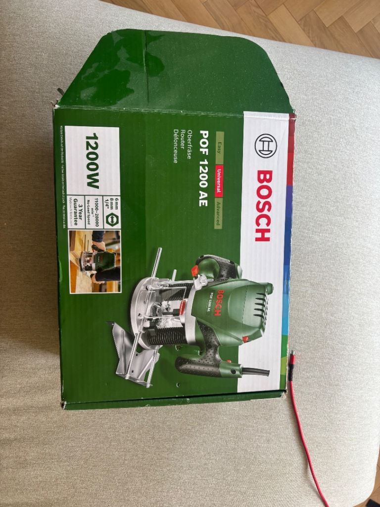 Bosch POF 1200 AE 1200W Plunge Router – Boxed - New Condition