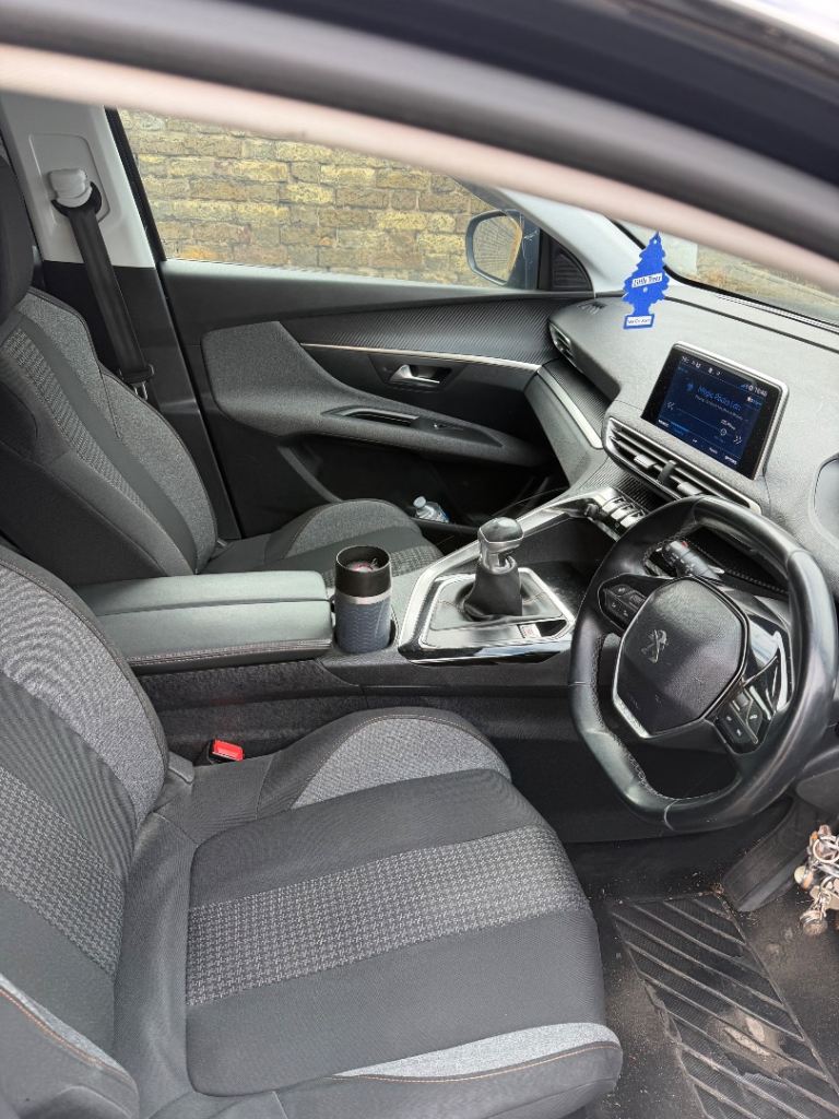 Peugeot, 3008, Hatchback, 2019, Manual, 1499 (cc), 5 doors