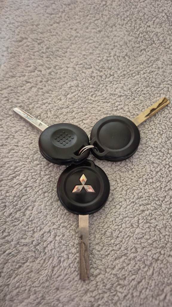 1 Prev owner. MOT 31/10/26. Well maintained. 2005/55 Mitsubishi Colt Equippe Diesel 1.5 DI-D 5 door