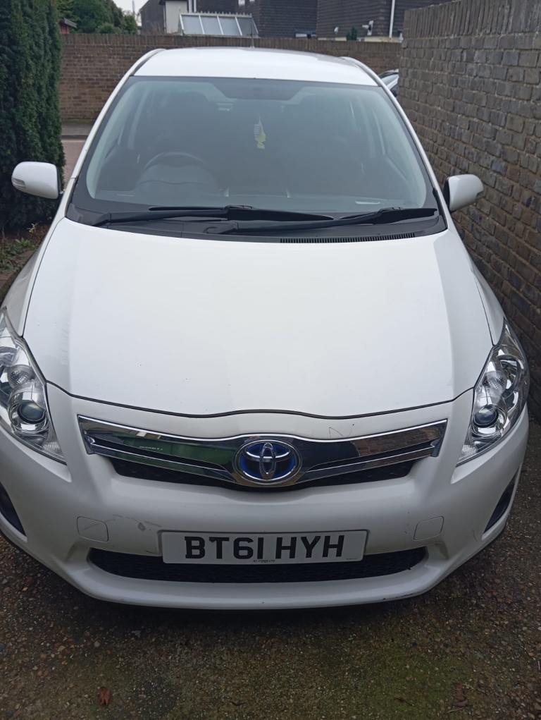 Toyota, AURIS, Hatchback, 2012, Semi-Auto, 1798 (cc), 5 doors