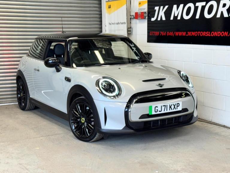 image for MINI ELECTRIC Cooper SE 32.6kWh Level 2 Auto 3dr 2021