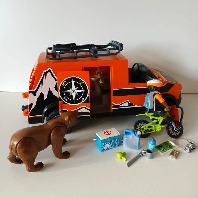 PLAYMOBIL: Off-Road Action - Adventure Van (70660) Excellent Condition