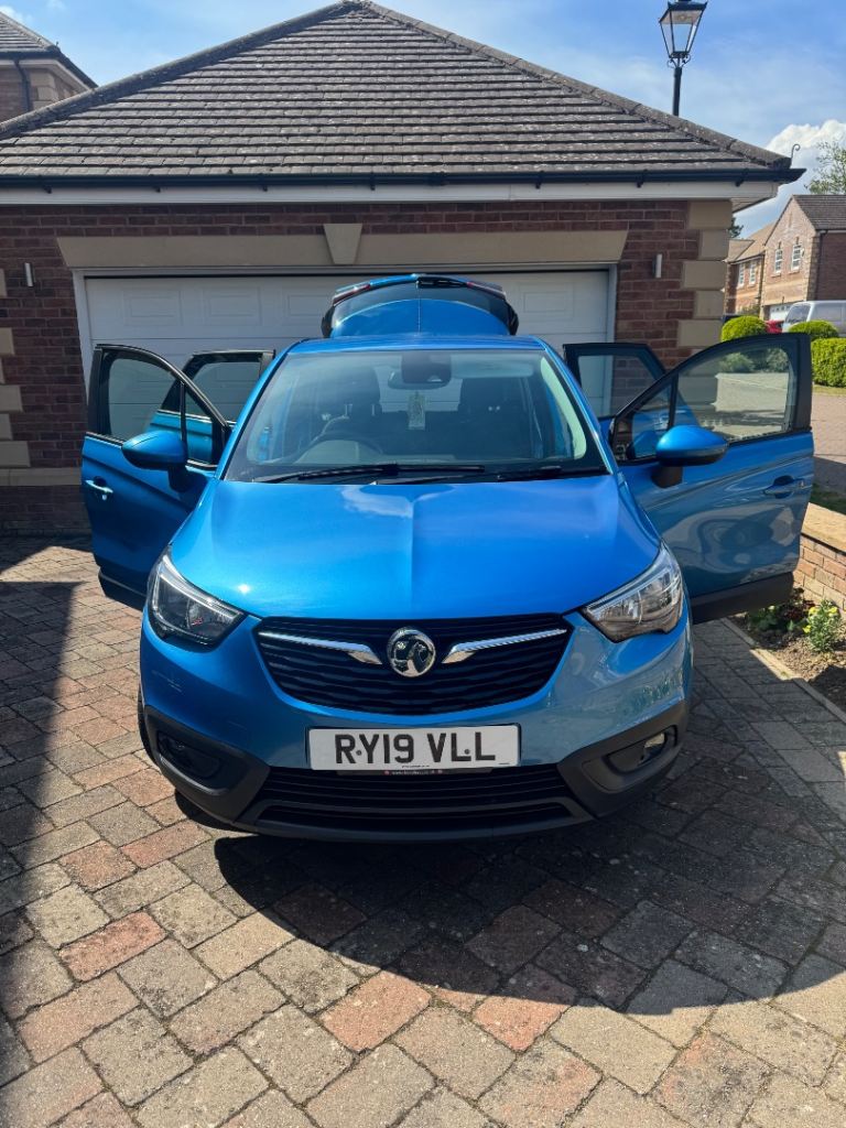 Vauxhall, CROSSLAND X, Hatchback, 2019, Semi-Auto, 1199 (cc), 5 doors