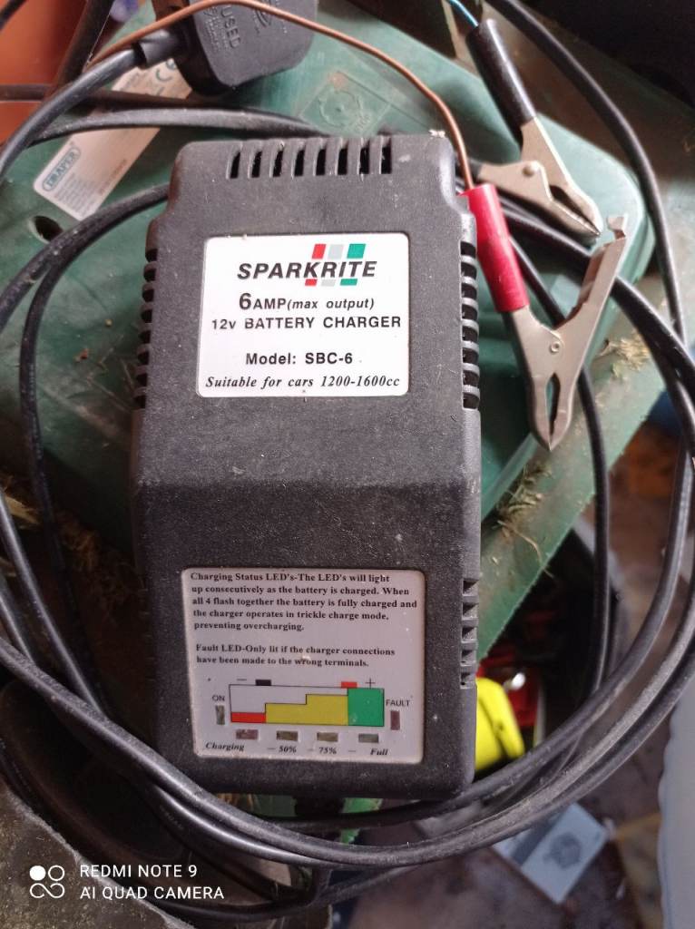 Sparkrite 12 volt 6 amp Car Battery Charger