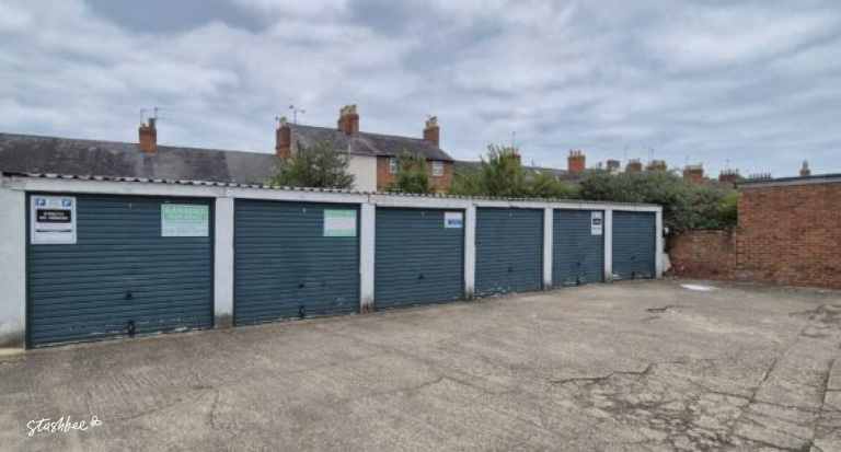 Garage to rent in Milton Keynes (MK11) | Stashbee