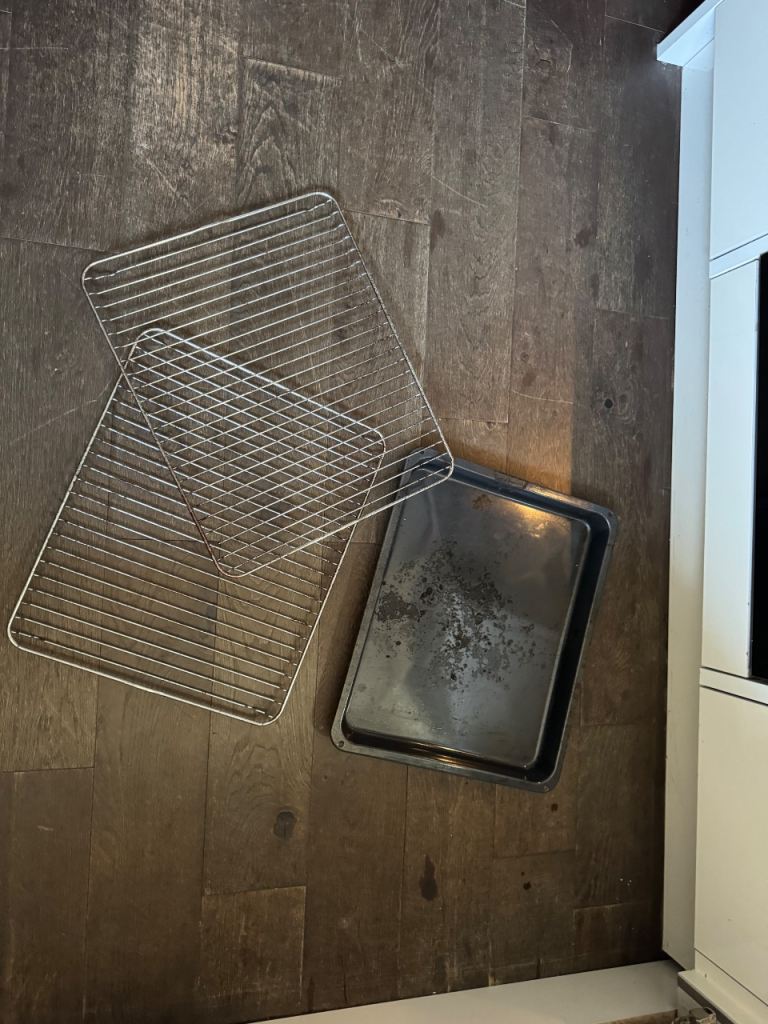 Oven Baking Tray with Two Cooling Racks