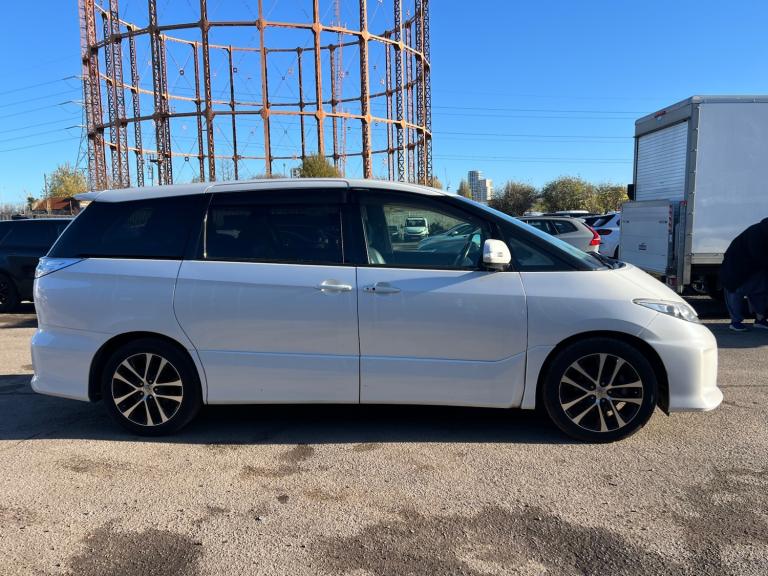 2024 Toyota Estima 2.4 Automatic 7 Seater. 83000 Miles. PETROL. Apple Car Play NAV. CAM. PX OK MP...
