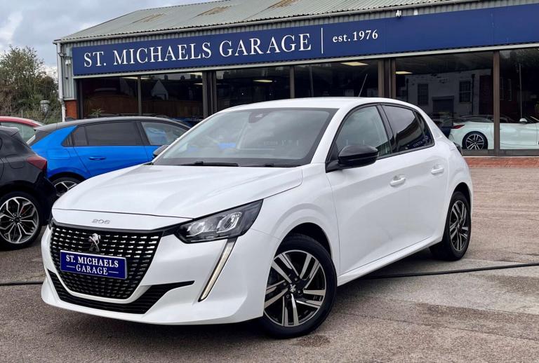 2023 Peugeot 208 1.2 208 Allure Premium+ PureTech SS 5dr Hatchback Petrol Manual