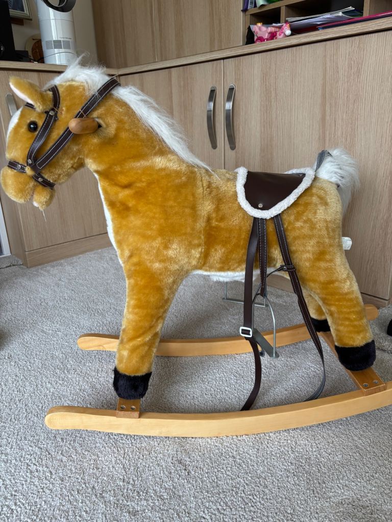 Rocking horse 