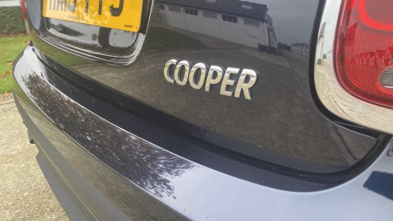 2022 MINI Hatch 1.5 Cooper Exclusive 3dr Auto Hatchback Petrol Automatic