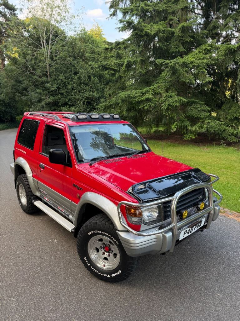 1996 MITSUBISHI SHOGUN GLS 3.0 V6 SWB 3DR AUTO - ONE OFF!
