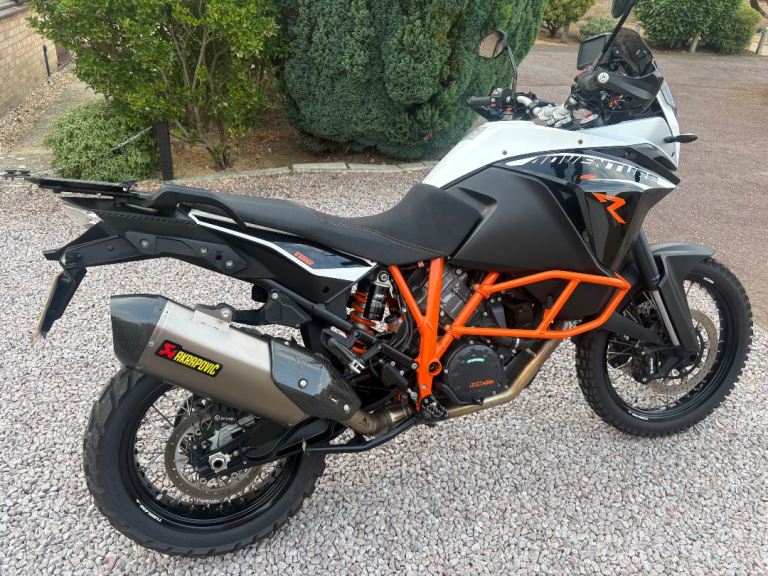 KTM ADVENTURE R