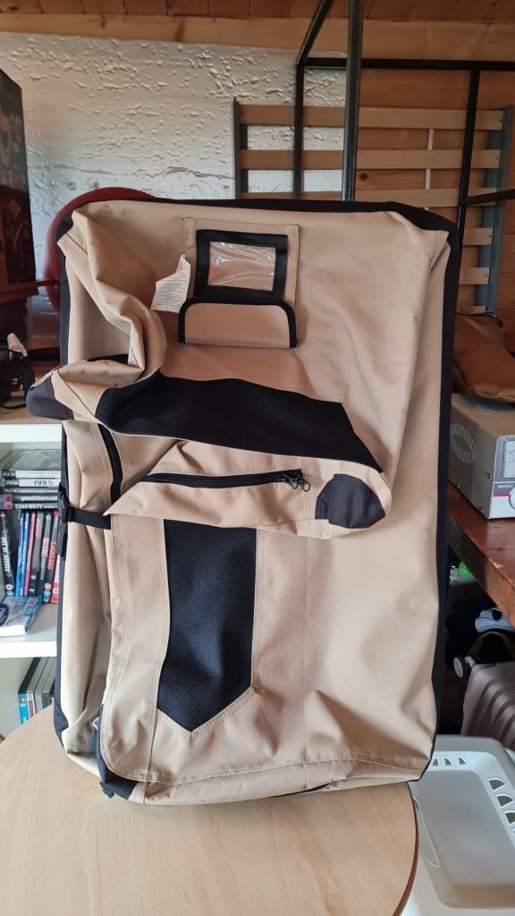 Pet carrier for medium sized dogs