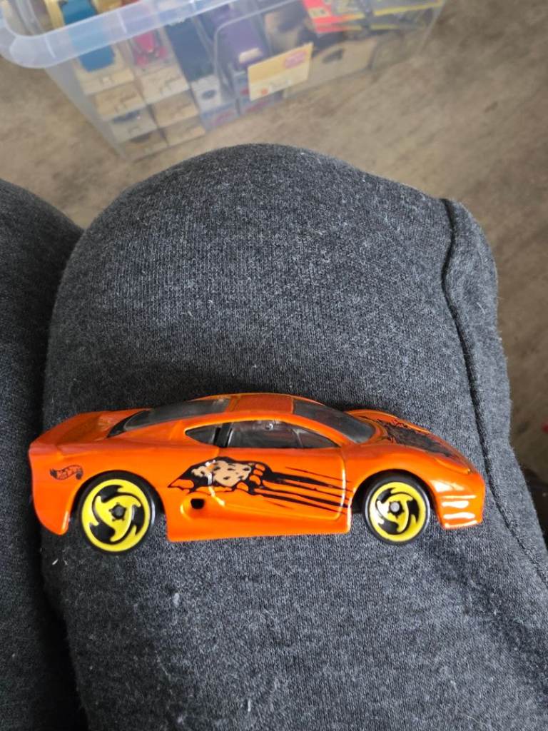 1992 orange cheetah hotwheels car