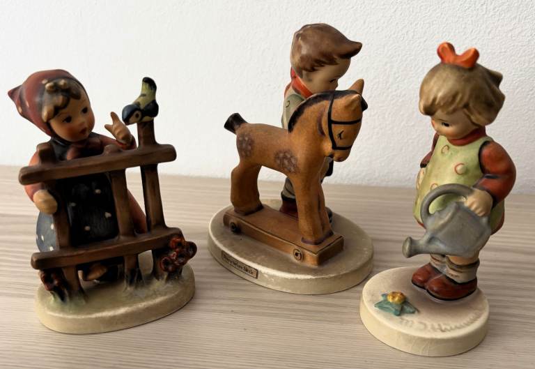 HUMMEL GOEBEL FIGURINES x 3 WEST GERMAN PORCELAIN FIGURES MODELS NOS 20, 74 & 203 CHINA 1960s VGC