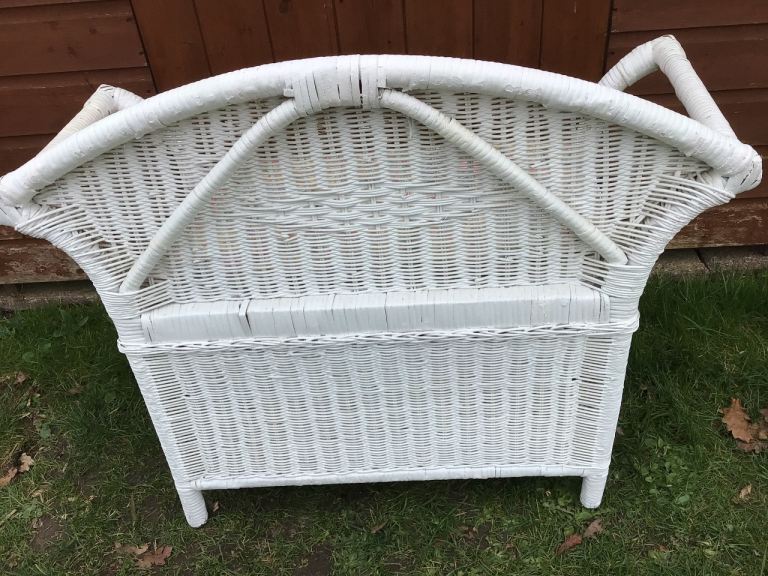 Wicker Seat With Storage & Cushion.