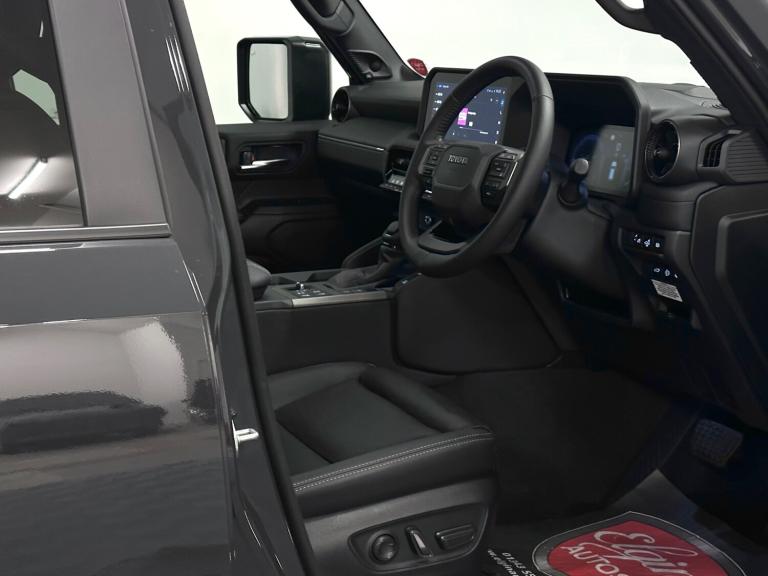 2025 Toyota Land Cruiser Invincible 2.8 D-4D Auto (LWB) ( 204 bhp ) Station Wagon Diesel Automatic