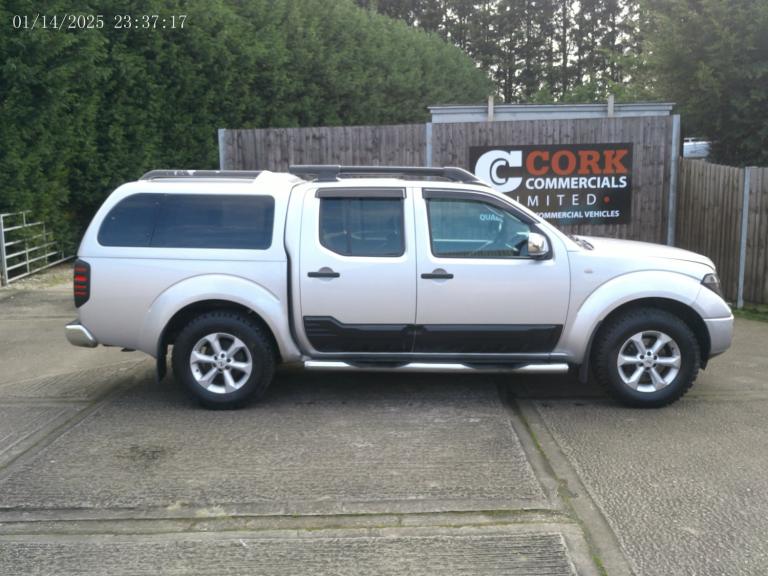 2007 Nissan Navara Double Crew Cab Aventura 2.5dCi 4WD Auto PICKUP IDEAL EXPORT PICK UP Diesel Au...