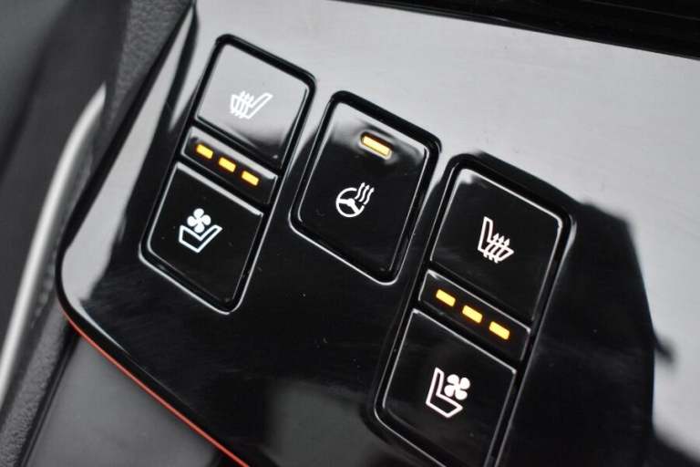 2025 Kia Sportage 1.6T Plug In Hybrid Gt Line S Suv 5dr Petrol Auto Awd Euro 6 (s/s) (241 Bhp EST...