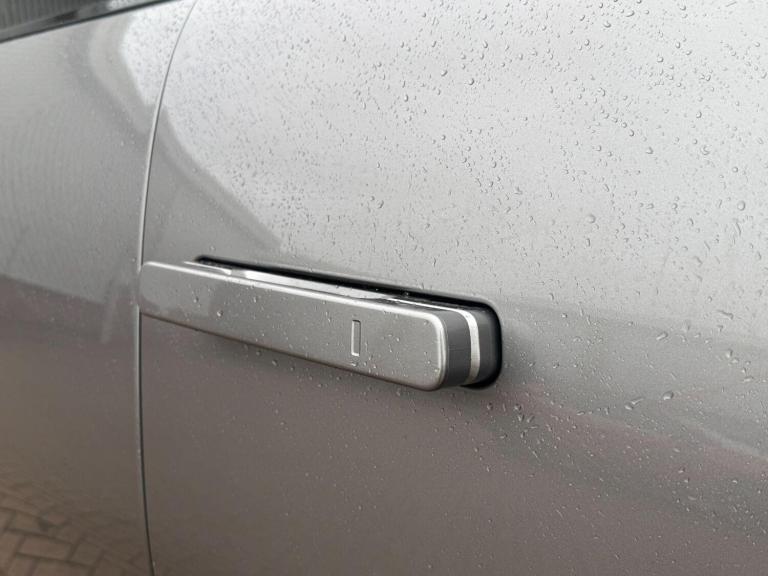 2025 Kia EV9 282kW GT-Line S 99.8kWh AWD 5dr [6St] Auto ESTATE ELECTRIC Automatic