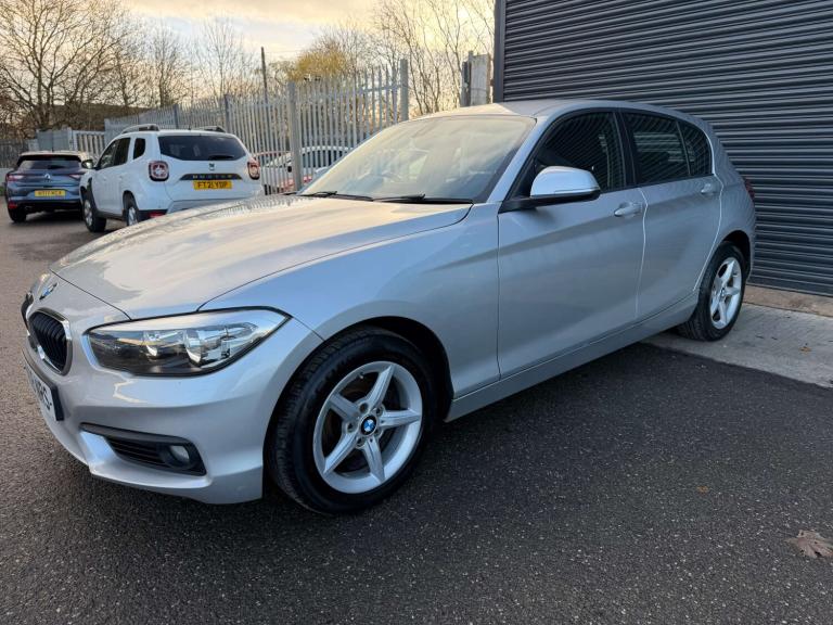 2018 BMW 1 Series 118d SE 5dr [Nav/Servotronic] HATCHBACK DIESEL Manual