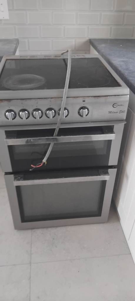 Double oven and hob