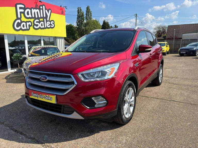 FORD KUGA 2.0 TITANIUM DIESEL LOW MILEAGE FULL SERVICE HISTORY NEW CAMBELT KIT