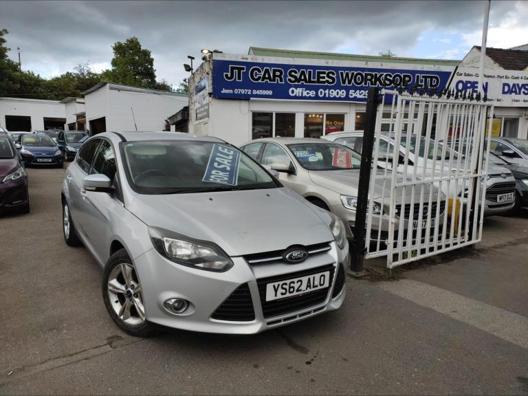 2012 Ford Focus 1.0 125 EcoBoost Zetec 5dr HATCHBACK PETROL Manual