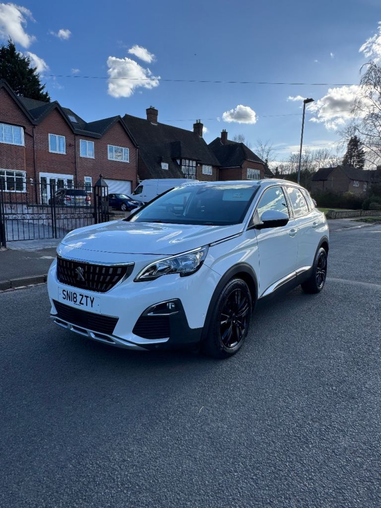 Peugeot, 3008, Hatchback, 2018, Semi-Auto, 1560 (cc), 5 doors