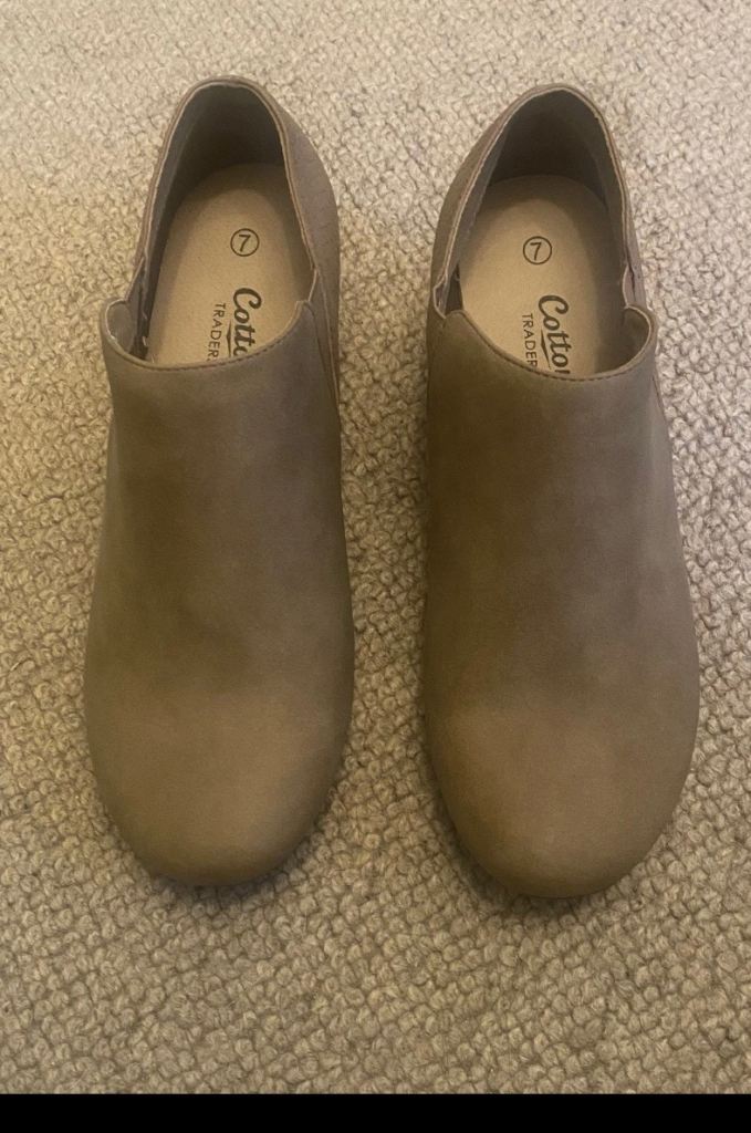 Cotton traders tan healed slip on ankle boot shoes tan faux suede size 7