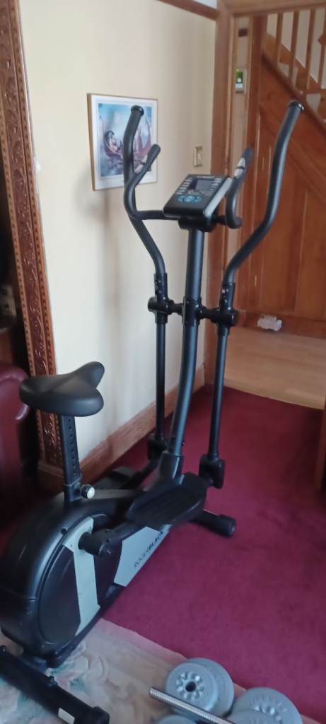 ROGER BLACK  FITNESS CROSS TRAINER