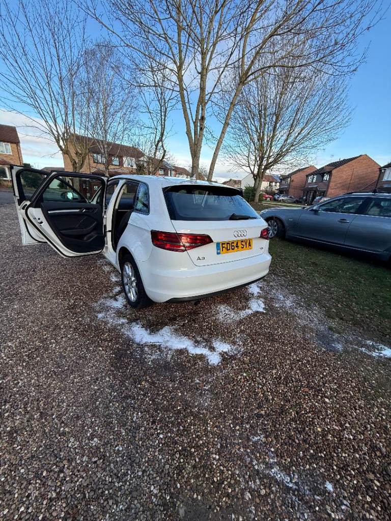 Audi, A3, Hatchback, 2014, Manual, 1598 (cc), 5 doors