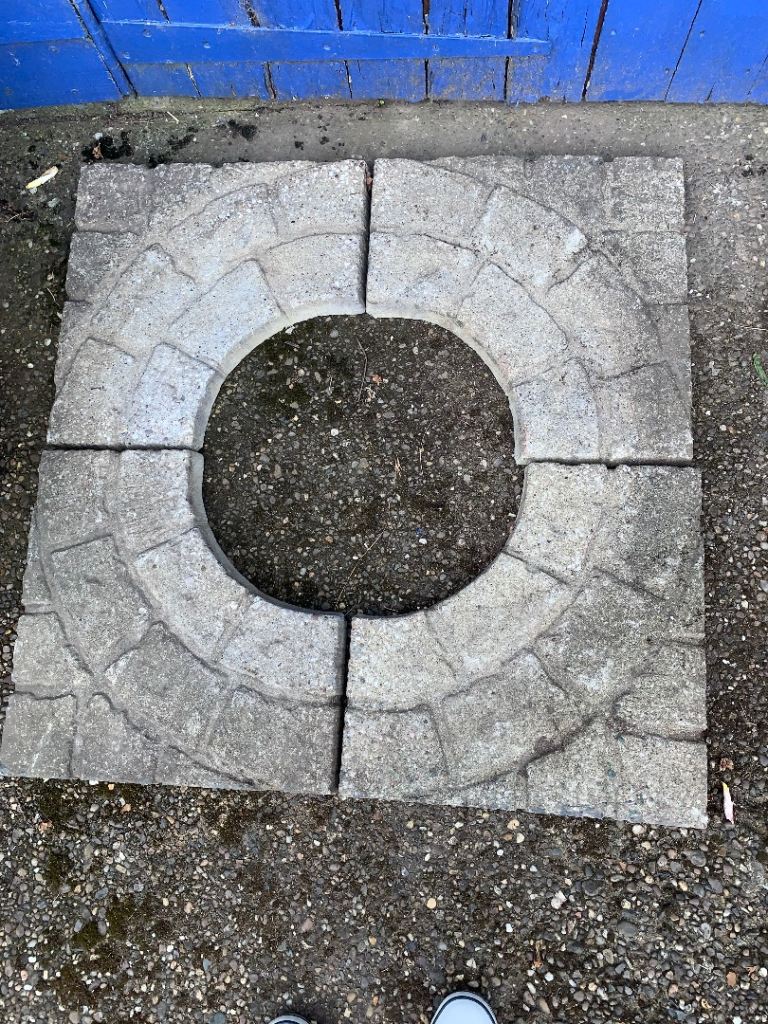 4-piece circular  patio slab set