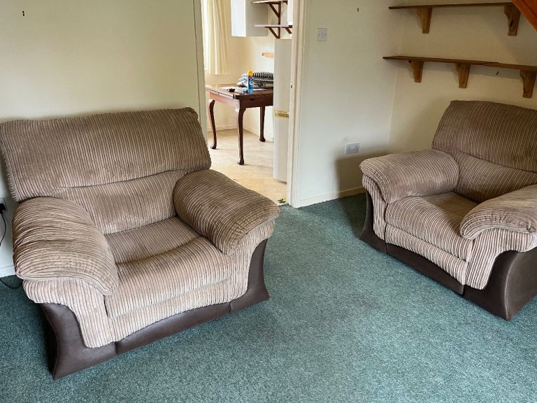 Pair of electric Recliner Chairs