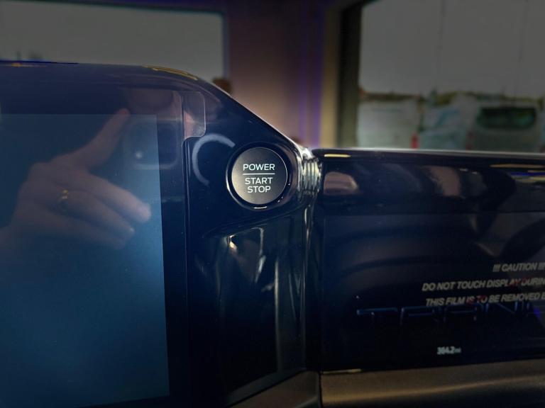 2025 Ford Transit Custom 2.0 320 EcoBlue Limited Crew Van Auto L1 H1 Euro 6 (s/s) 5dr PANEL VAN D...