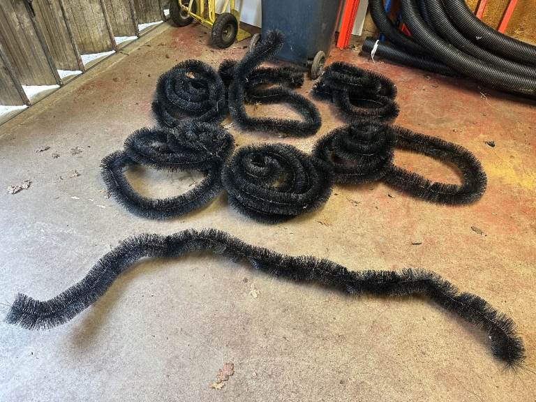 7x Floplast gutter guard brushes 2m lengths