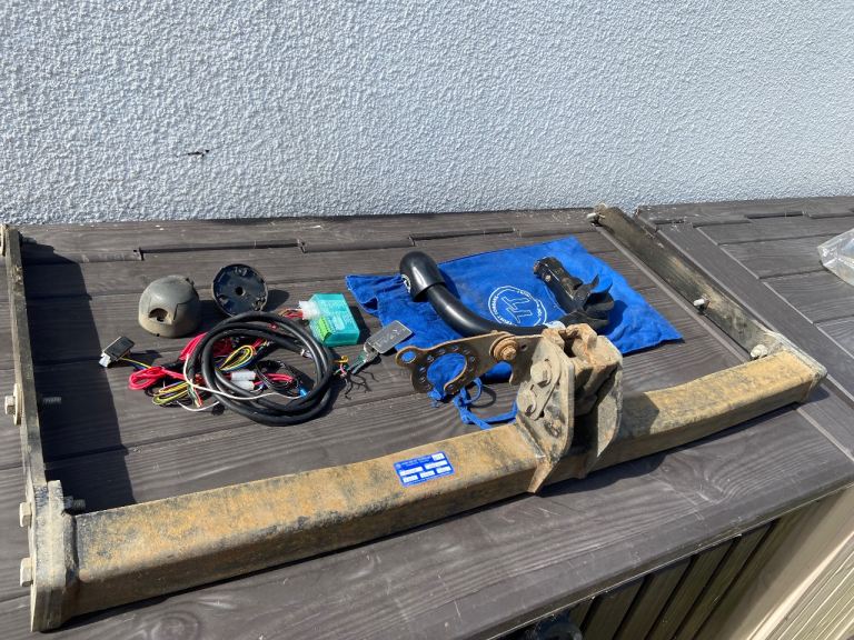 Ford Focus 2011-2018 Hatchback Detachable Tow Bar.