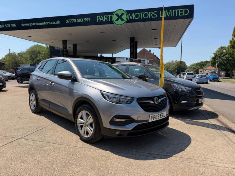 2019 Vauxhall Grandland X 1.2 Turbo SE 5dr HATCHBACK PETROL Manual