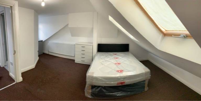 🏠 Furnished Double Room | All Bills Included | 1 Room Available