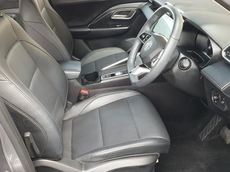 2025 MG MG ZS 1.5 Hybrid+ Trophy 5dr Auto Hatchback Hybrid Automatic