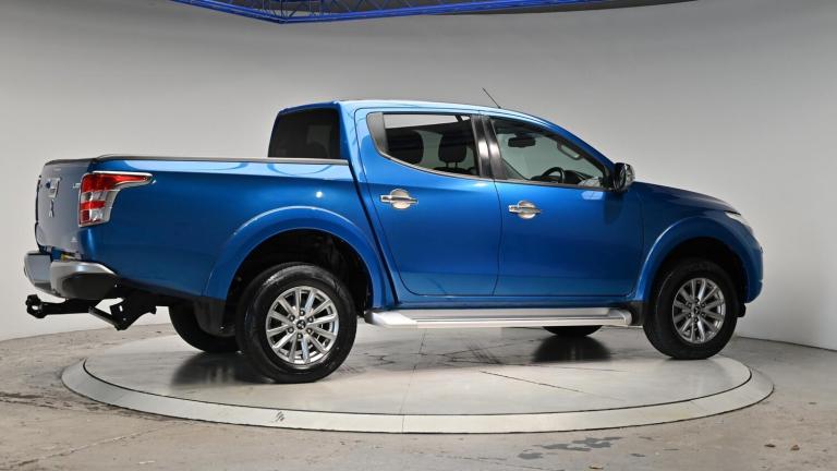 2019 Mitsubishi L200 2.4 DI-D DC Barbarian 4WD Euro 6 4dr PICK UP Diesel Manual