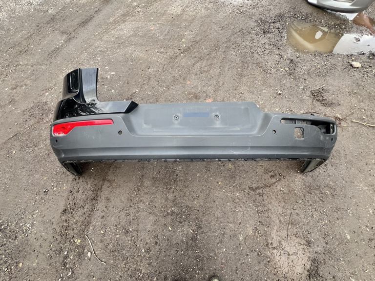 VOLVO XC40 2018-22 REAR BUMPER GENUINE