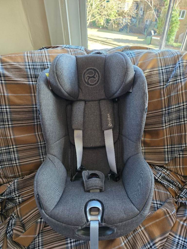 Cybex Sirona Z2 i-Size PLUS & Base Z2 | Soho Grey | No Accidents | Box & Receipt