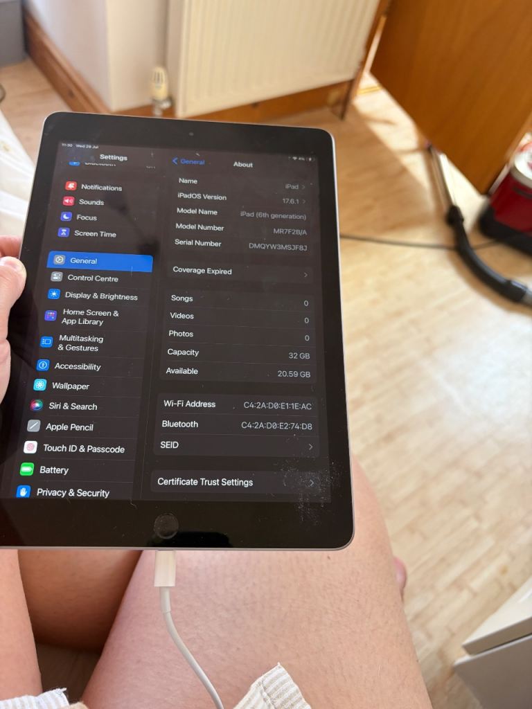 iPad 6th Gen - 32 gb