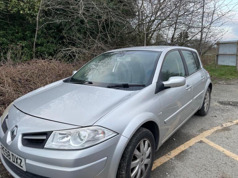 RENAULT MEGANE 1.6 VVT TECH RUN 58 REG 5 DOOR MOT AUGUST 7TH 2026 LOW INSURANCE 40+MPG